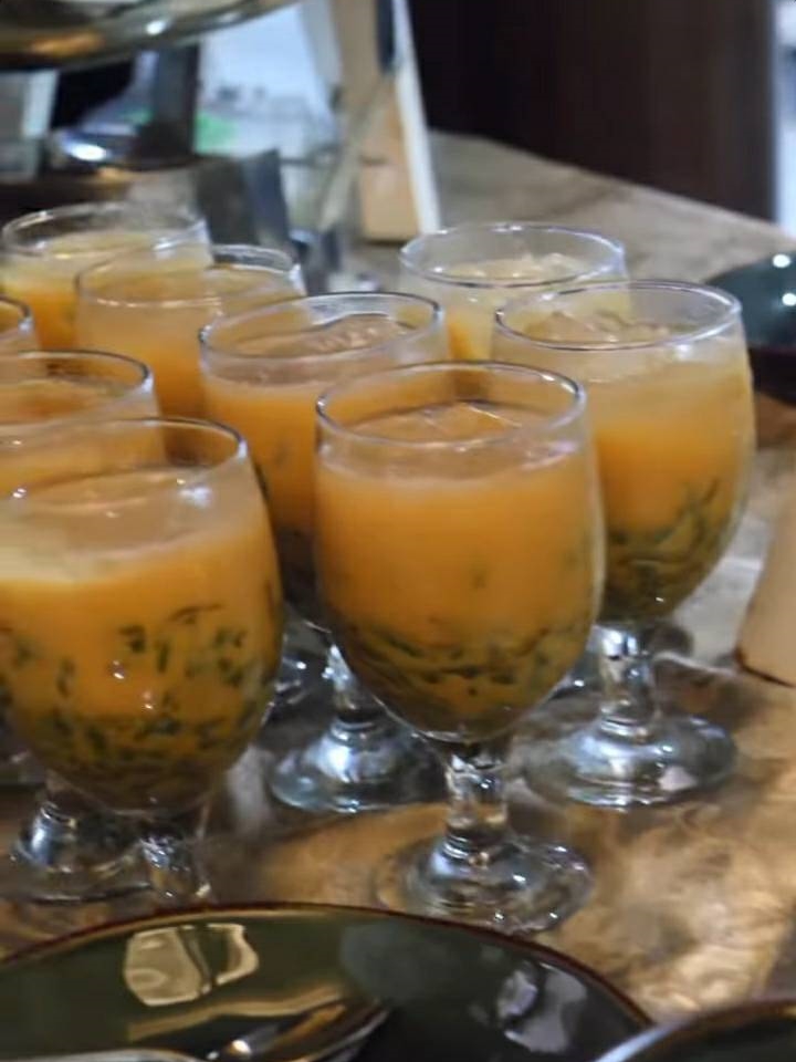 7 Menu tasyakuran kehamilan Aurel Hermansyah, serba Nusantara