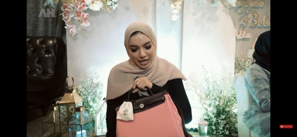 11 Momen kejutan ultah Millen Cyrus, penampilannya bikin salfok