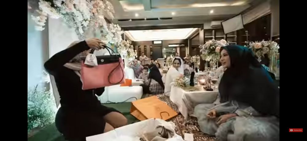 11 Momen kejutan ultah Millen Cyrus, penampilannya bikin salfok