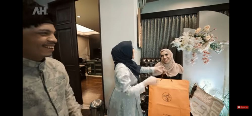 11 Momen kejutan ultah Millen Cyrus, penampilannya bikin salfok