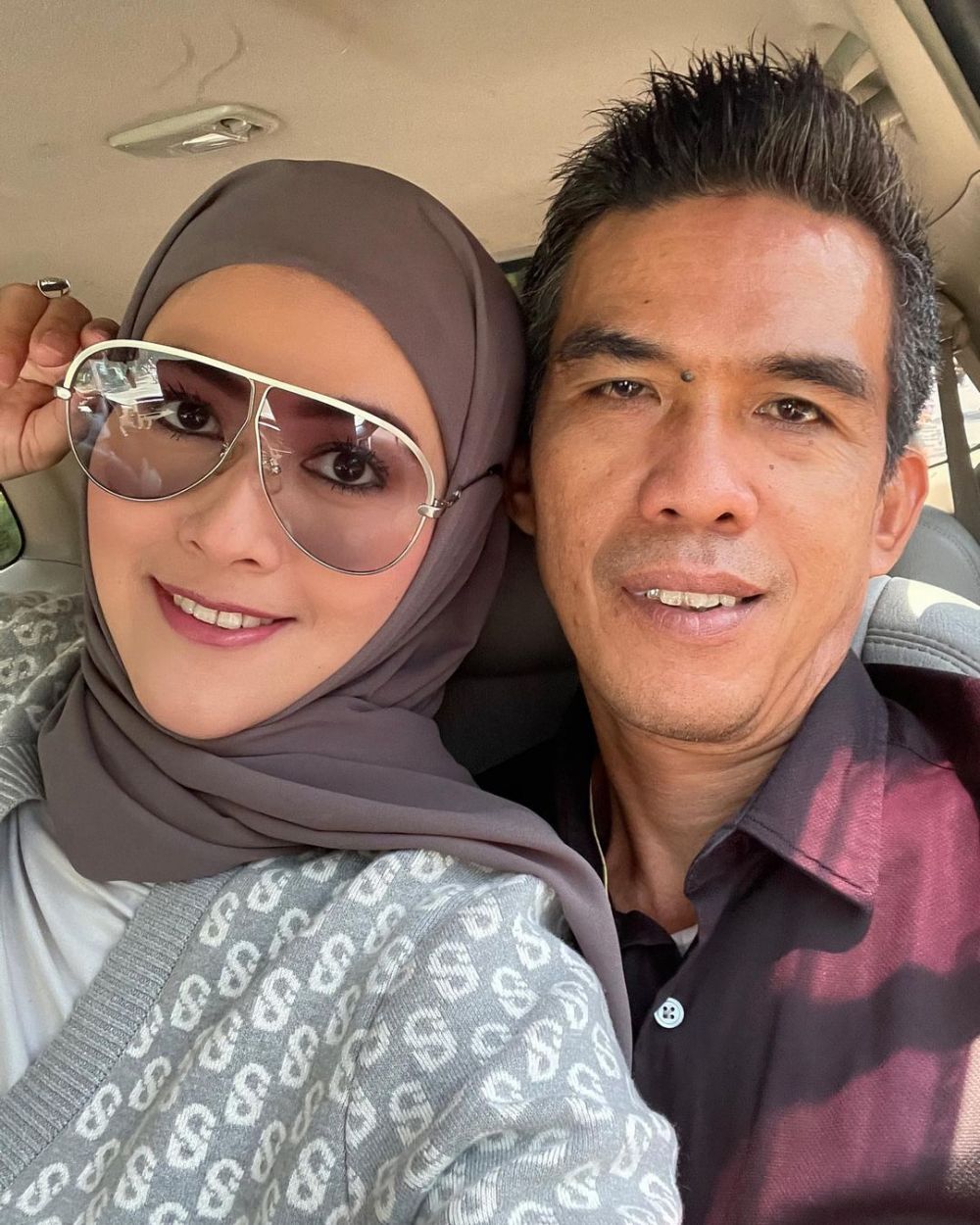 6 Potret romantis Meggy Wulandari dan suami babymoon ke Bali