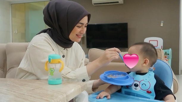 7 Trik MPASI Citra Kirana ini mudah ditiru, bikin anak doyan makan