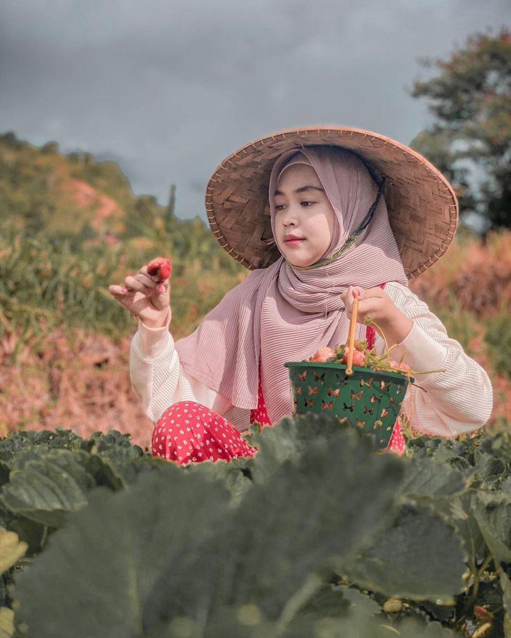 Nggak makan nasi, ini 5 pola diet Ria Ricis sukses turun 10 kg