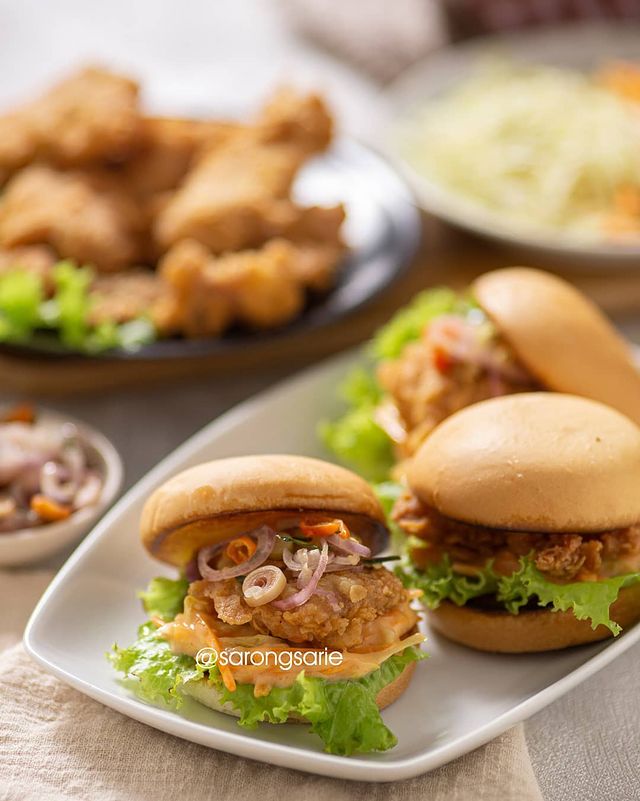 9 Resep kreasi burger ayam, lezat dan mengenyangkan