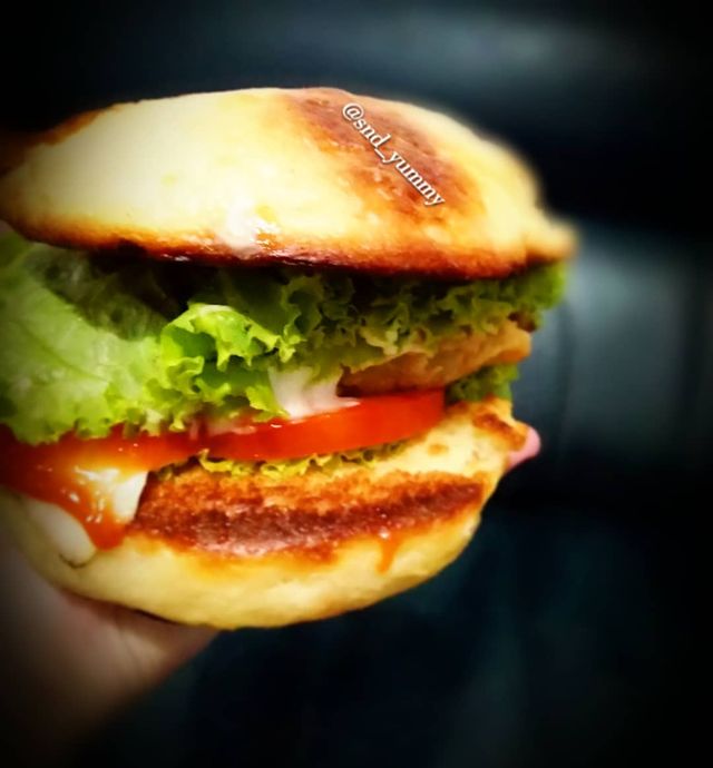 9 Resep kreasi burger ayam, lezat dan mengenyangkan