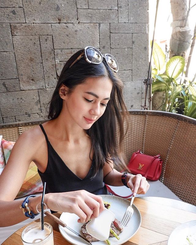 Sempat miliki bobot 80 kg, ini 7 trik diet sehat Paula Verhoeven