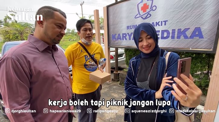 7 Momen Annisa Trihapsari main sinetron bareng suami dan mantan suami