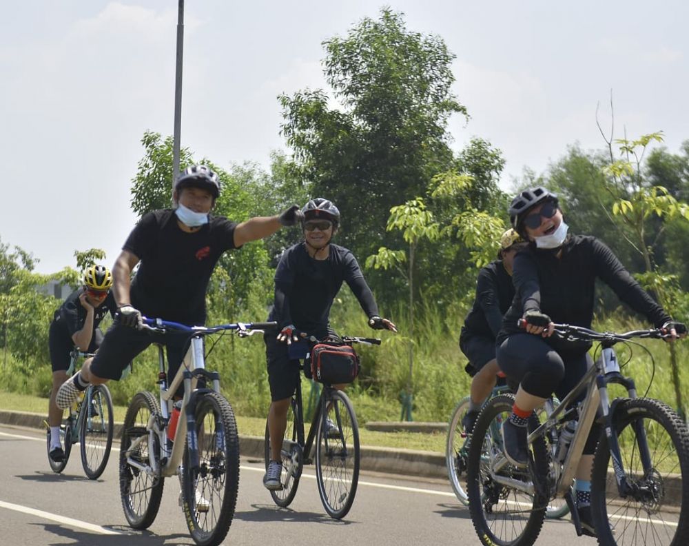 Lama 'menghilang', ini 6 potret terbaru Candil eks vokalis Seurieus