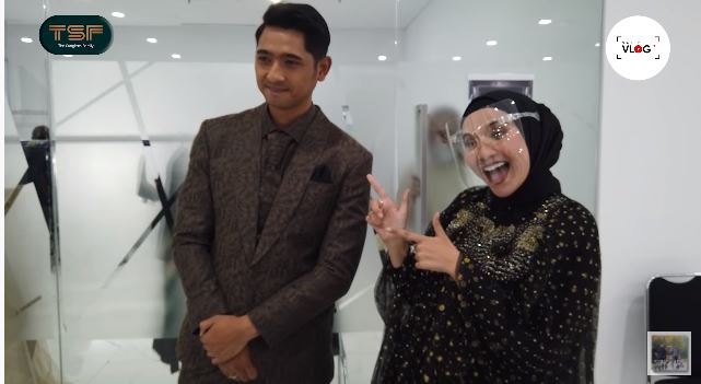 Ngefans berat, 5 seleb ini sampai salah tingkah bertemu Arya Saloka