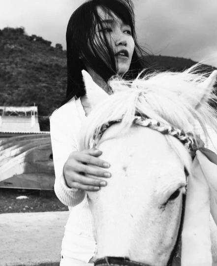 13 Potret Li Ziqi, YouTuber berpenghasilan Rp 78 M yang menghilang