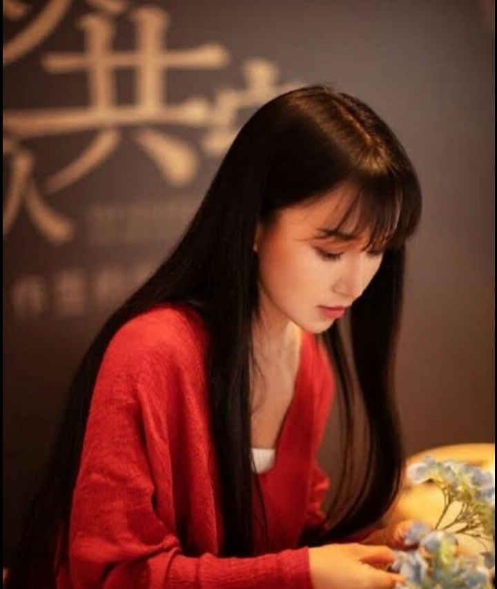 13 Potret Li Ziqi, YouTuber berpenghasilan Rp 78 M yang menghilang