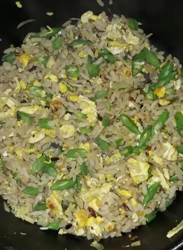 30 Resep nasi goreng putih, enak dan praktis buat sarapan
