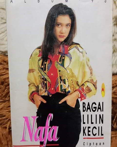 9 Potret masa muda Nafa Urbach, pernah duet dengan Rudy Chysara