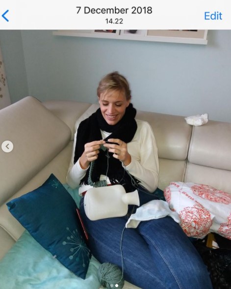 Rayakan anniversary, 7 seleb ini dapat kado unik dari pasangan