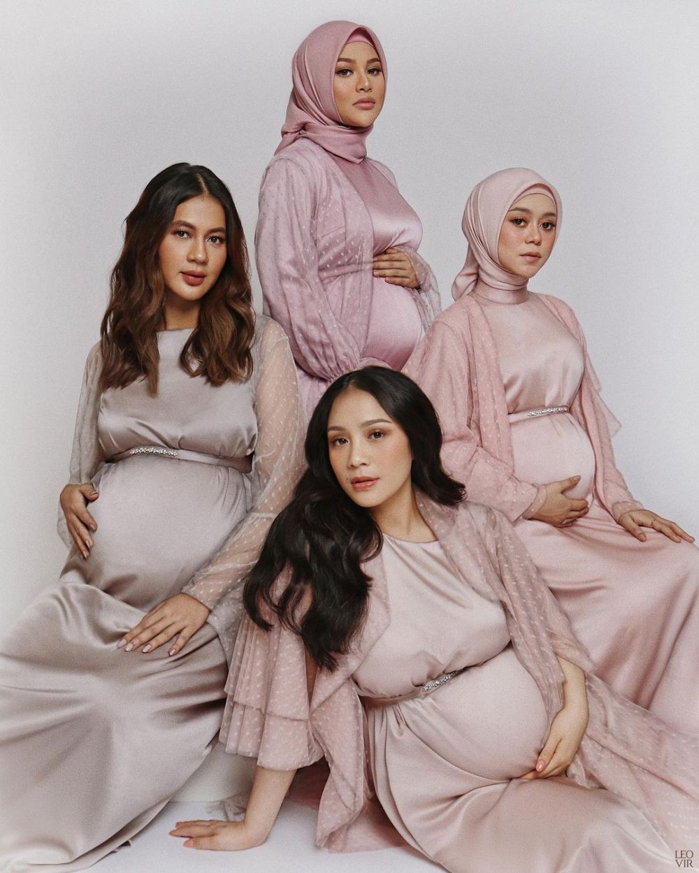 5 Momen Lesty tunjukkan baby bump, diperkirakan lahiran Januari 2022