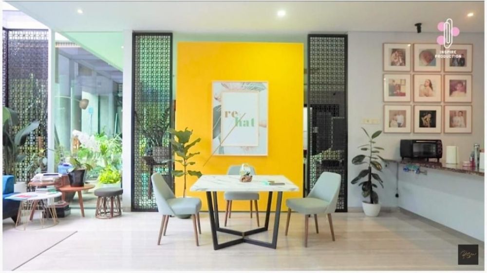 7 Cara Rossa menata dapur bergaya minimalis, gunakan sliding wall