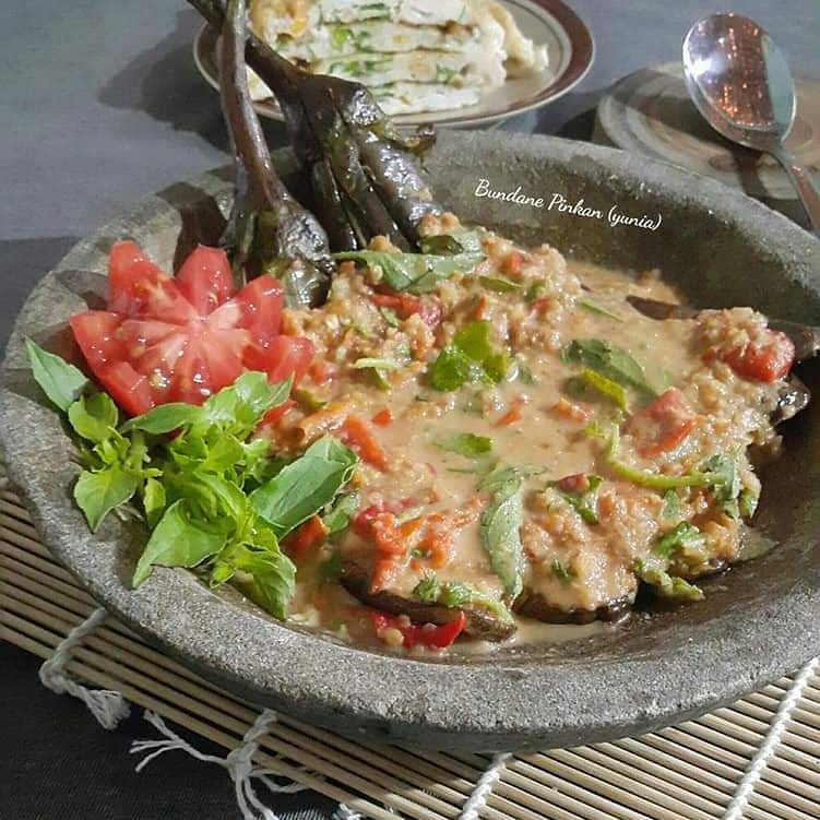 9 Resep kreasi terong siram, nikmat dan mudah dibuat