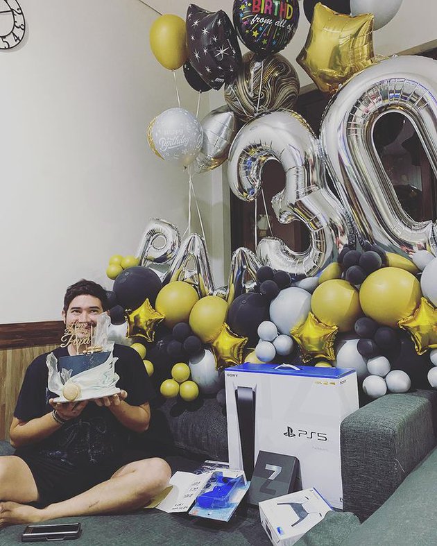 5 Momen ulang tahun Donny Michael, dapat mainan mewah dari istri