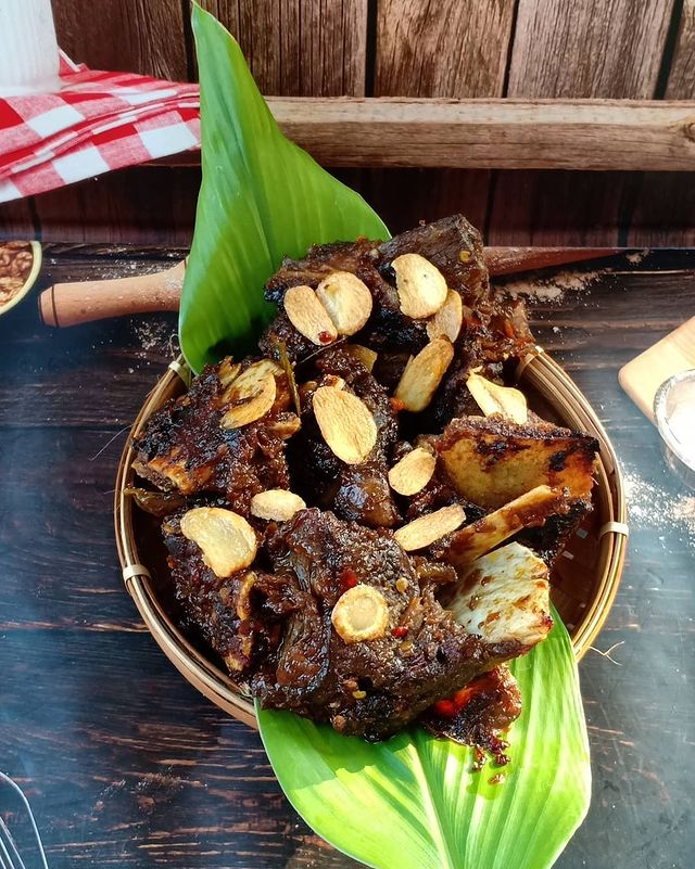 9 Resep kreasi iga bakar istimewa, lezat dan gampang dibuat