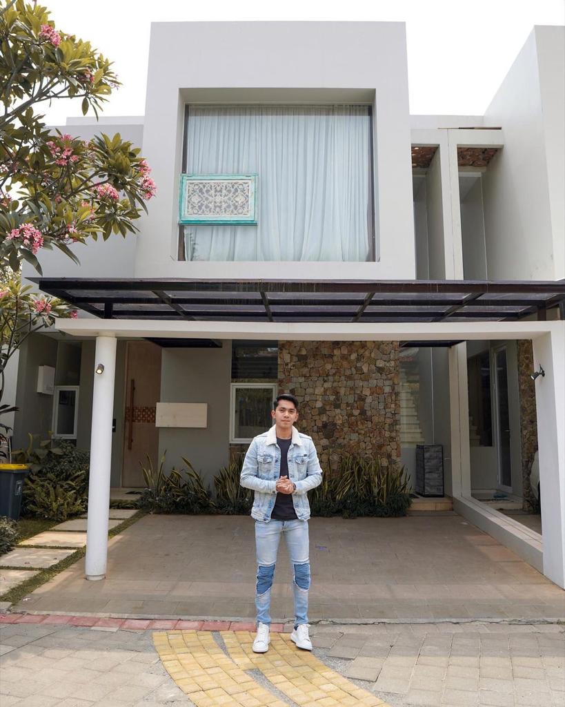 11 Transformasi Ady Sky yang makin memesona di usia 28 tahun