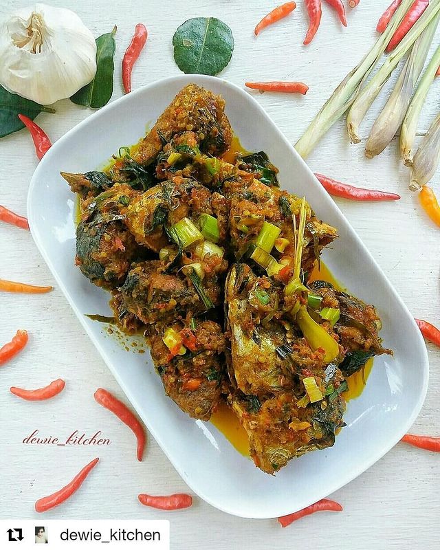 11 Resep ikan bumbu rica-rica rumahan, pedas bikin ketagihan