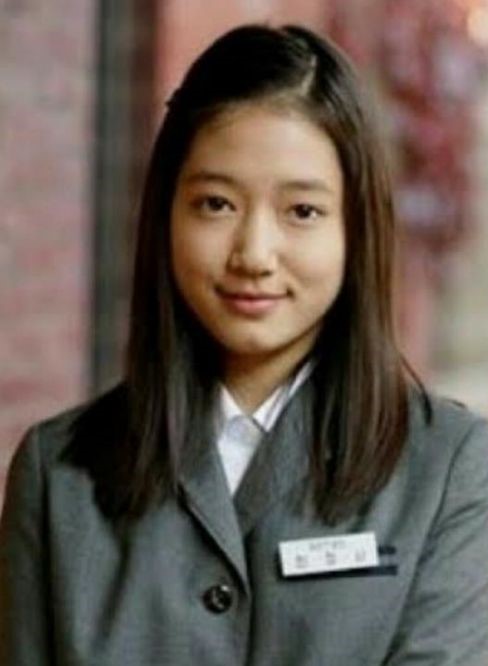 Potret awal karier 9 aktris Korea, rambut kepang Song Hye-kyo khas 