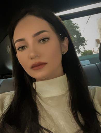 Kisah masa kecil Enzy Storia, ditinggal ayah hingga sakit autoimun