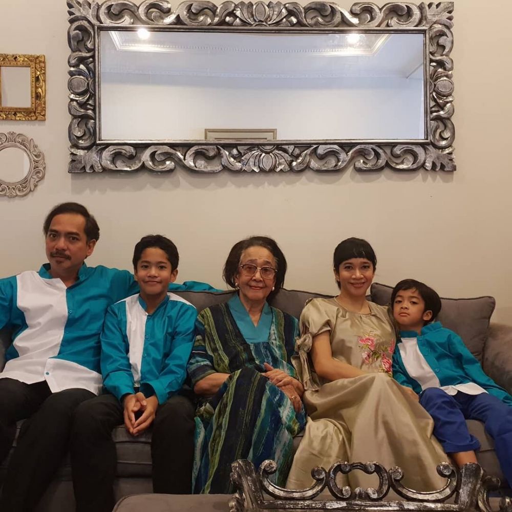 Ingat Extravaganza? Ini 9 potret terbaru pemainnya bareng keluarga