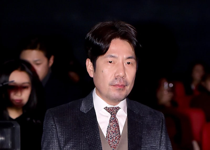 Kim Seon-ho dan 6 aktor Korea diputus kontrak kerja akibat skandal