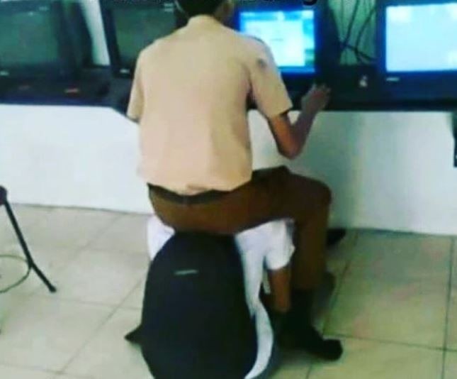 19 Momen lucu murid duduk paling belakang, auto kangen sekolah