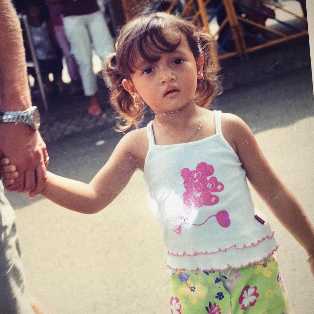 9 Potret masa kecil Megan Domani, pernah jadi anggota cheerleader