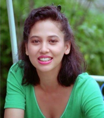 Potret lawas 11 aktris di film Warkop DKI, Lydia Kandou manglingi