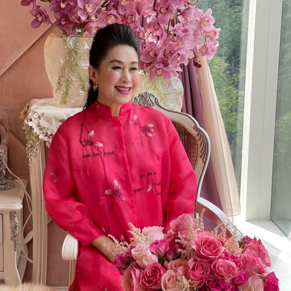 9 Pesona ratu horor Mandarin Wang Yu Huan, kini jadi agen asuransi