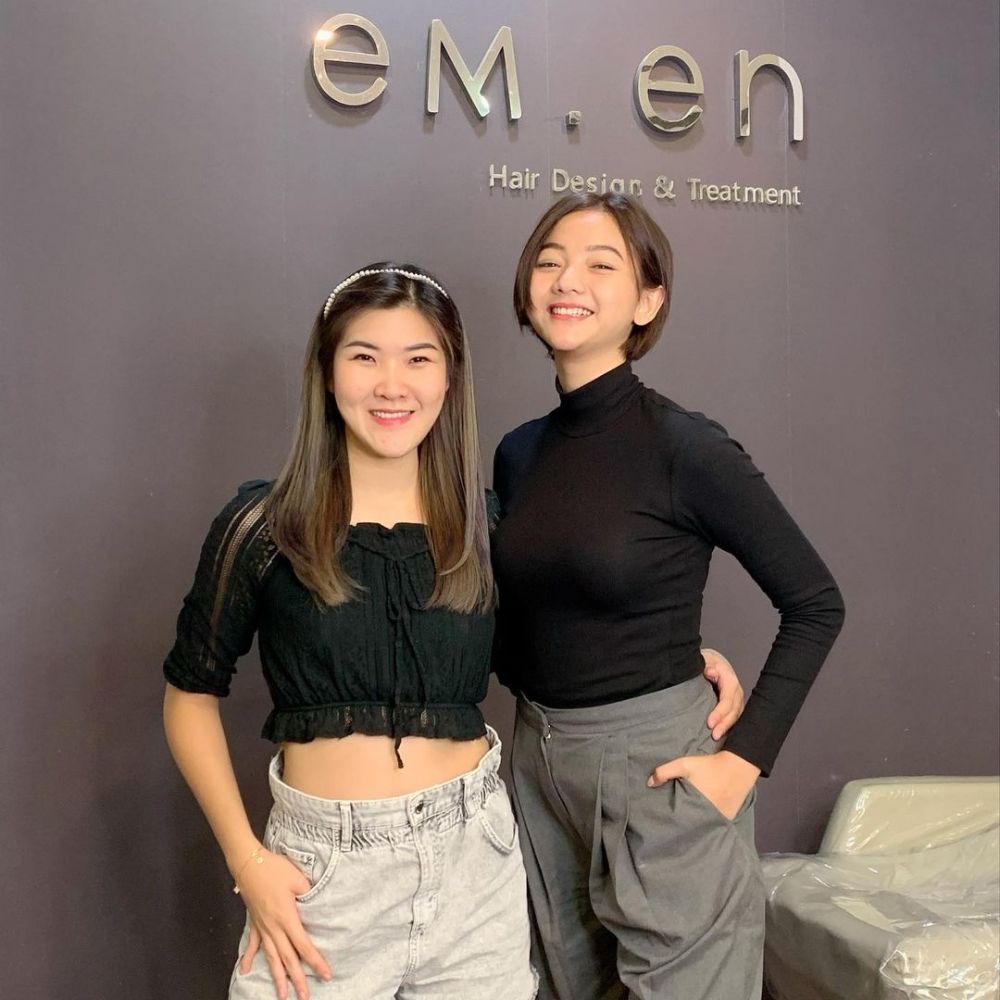 7 Potret terbaru Glenca Chysara, tampil dengan rambut super pendek