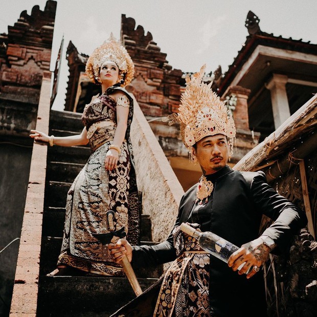 Selain Jessica Iskandar, 7 seleb ini prewedding usung adat Bali
