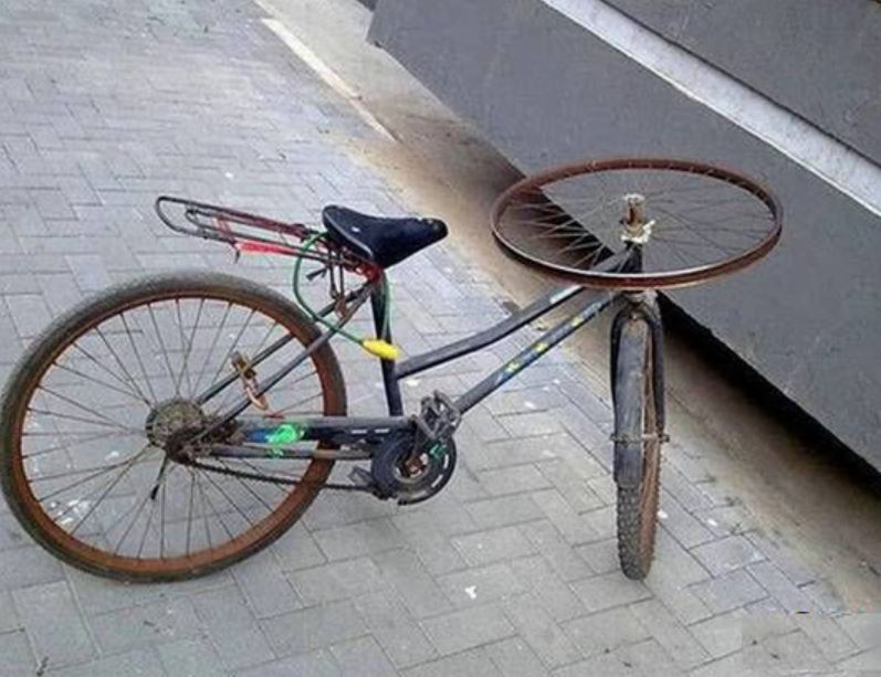 11 Potret nyeleneh 'yang penting setir bundar' ini bikin heran