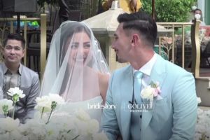 Penuh haru, 11 momen pemberkatan Jessica Iskandar dan Vincent Verhaag