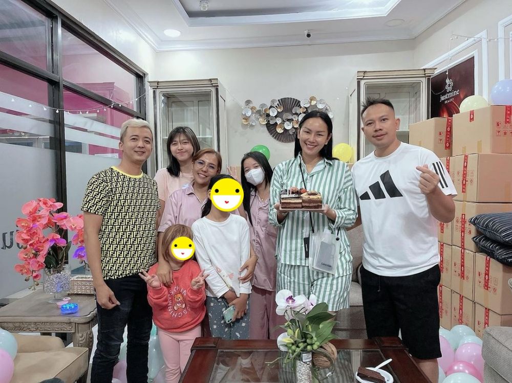 7 Momen ultah Kalina ke-41 tahun, Vicky Prasetyo beri kejutan istimewa