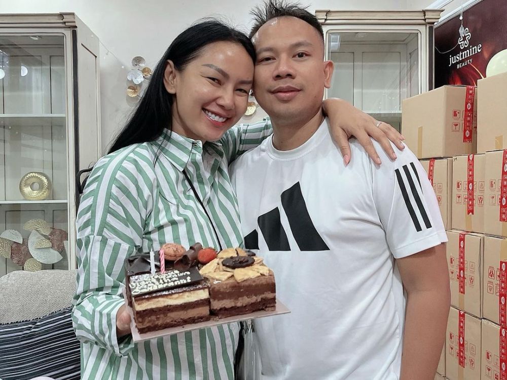 7 Momen ultah Kalina ke-41 tahun, Vicky Prasetyo beri kejutan istimewa