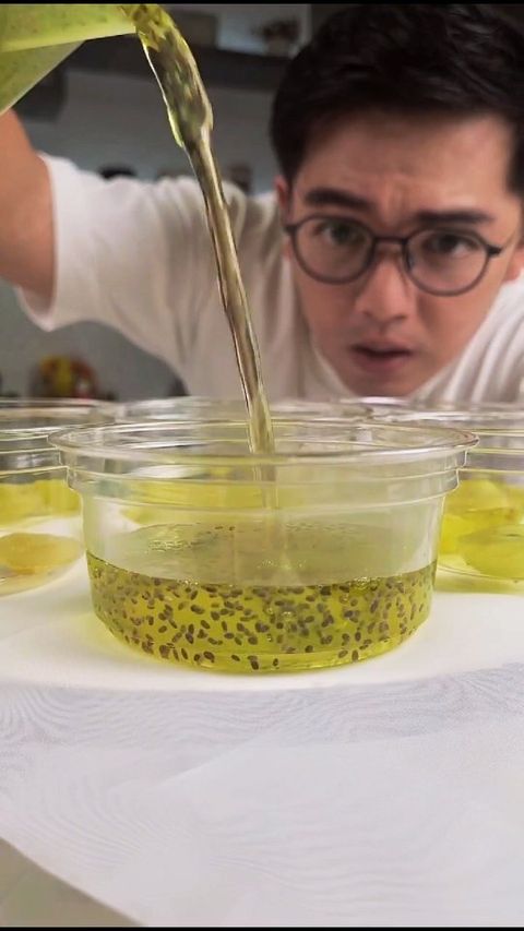 Jago masak, intip 9 inspirasi dessert buatan Nicky Tirta