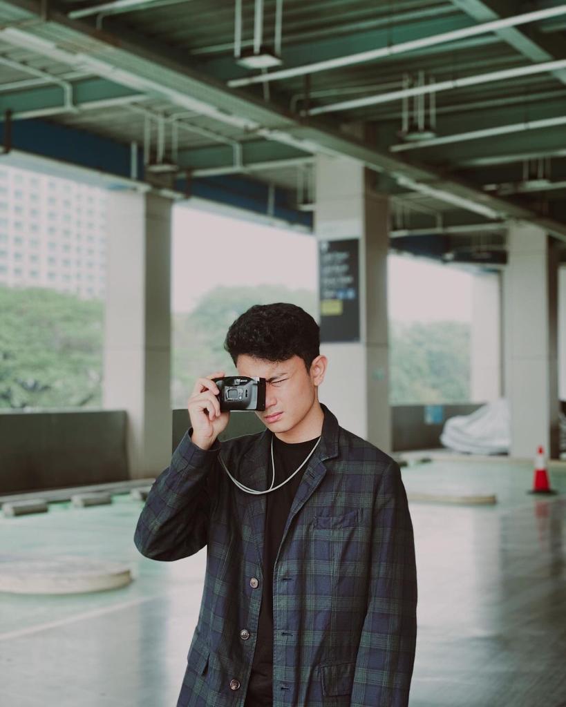 9 Pesona Bintang Agara, pemeran Cumi Gonzales di "Dari Jendela SMP"