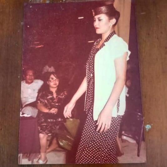 7 Potret lawas Merry Mustaf, lihai berlenggok di atas catwalk