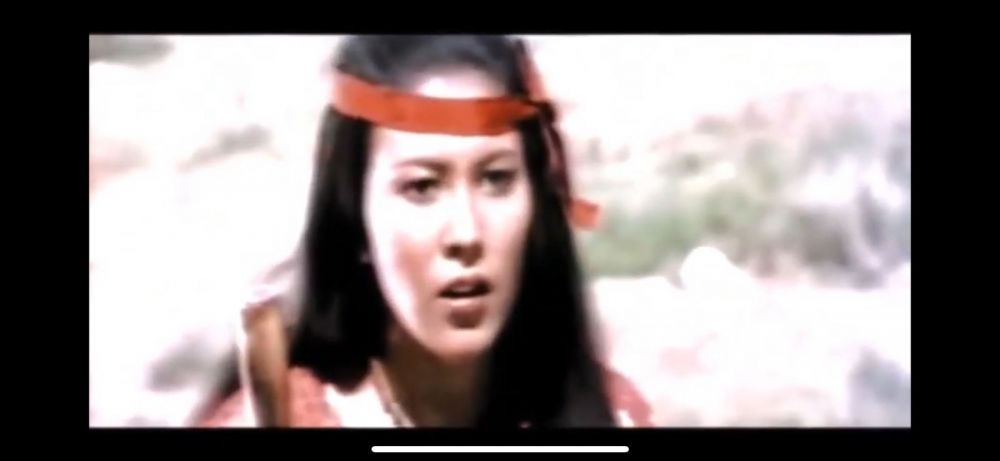 7 Potret lawas Merry Mustaf, lihai berlenggok di atas catwalk