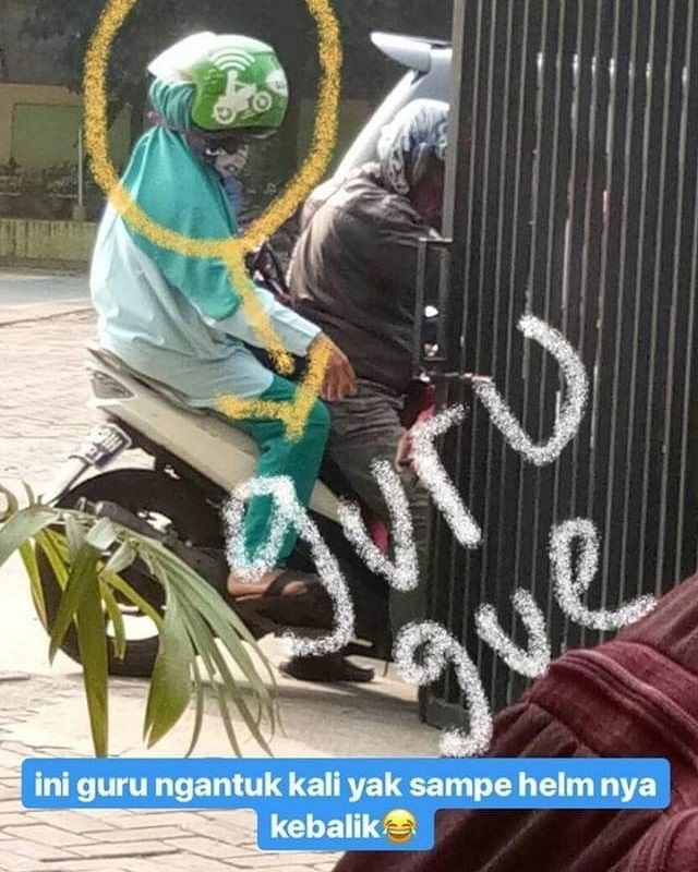 13 Tingkah lucu emak-emak dibonceng driver ojek online, absurd pol