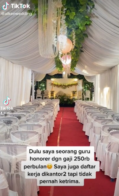 Kisah mantan guru honorer gaji Rp 250 ribu sebulan, kini MUA sukses