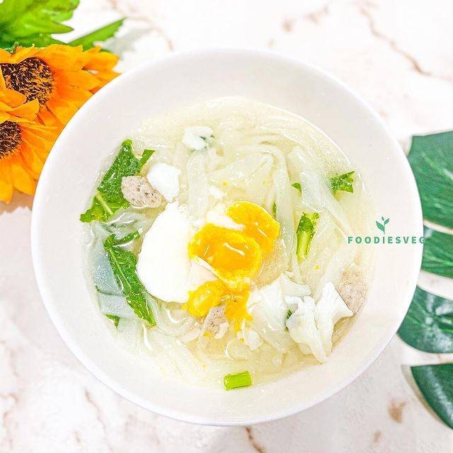 11 Resep kwetiau kuah, lezat, gurih, dan cocok jadi menu makan malam