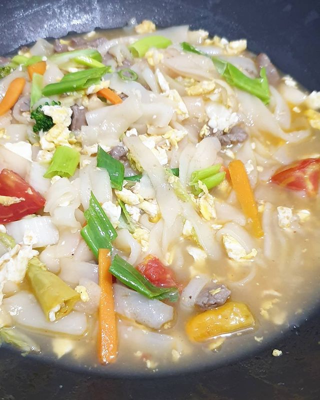 11 Resep kwetiau kuah, lezat, gurih, dan cocok jadi menu makan malam