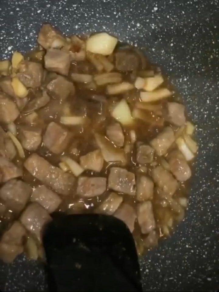 9 Menu masakan rumahan Poppy Bunga, simpel dan cocok buat pemula