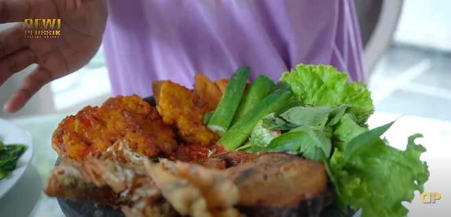 9 Masakan rumahan Dewi Perssik untuk suami, sederhana dan mudah ditiru