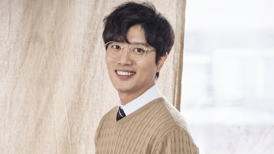 7 Potret lawas Park Hee-soon, pemeran Moo-jin di drama Korea My Name